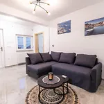 Bonis I Apartment